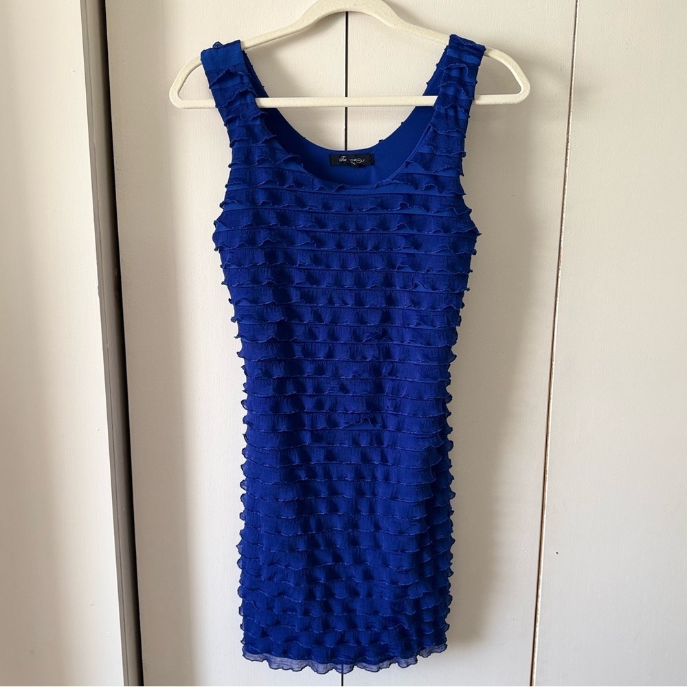 Forever 21 Textured Ruffle Royal Blue Mini Dress Size M 💙 - Picture 5 of 9